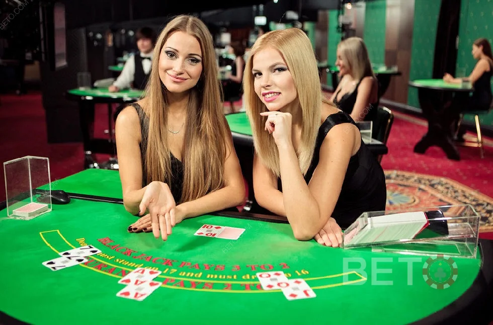 Tampilan meja dan kartu pada pengalaman kasino live mobile